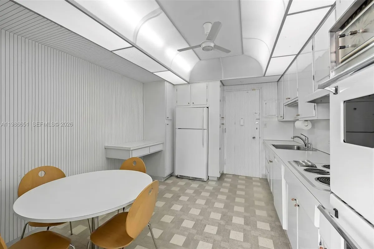 5055 Collins Ave # 5M, Miami Beach FL 33140