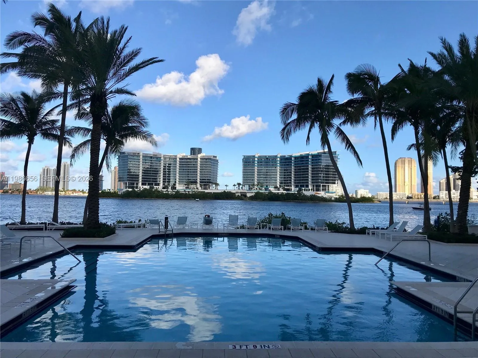 3235 NE 184th St # 11103, Aventura FL 33160