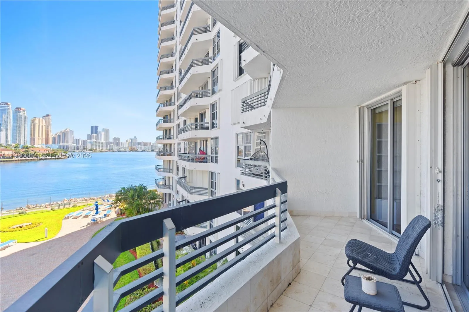 19101 NE 36th Ct # 409, Aventura FL 33180