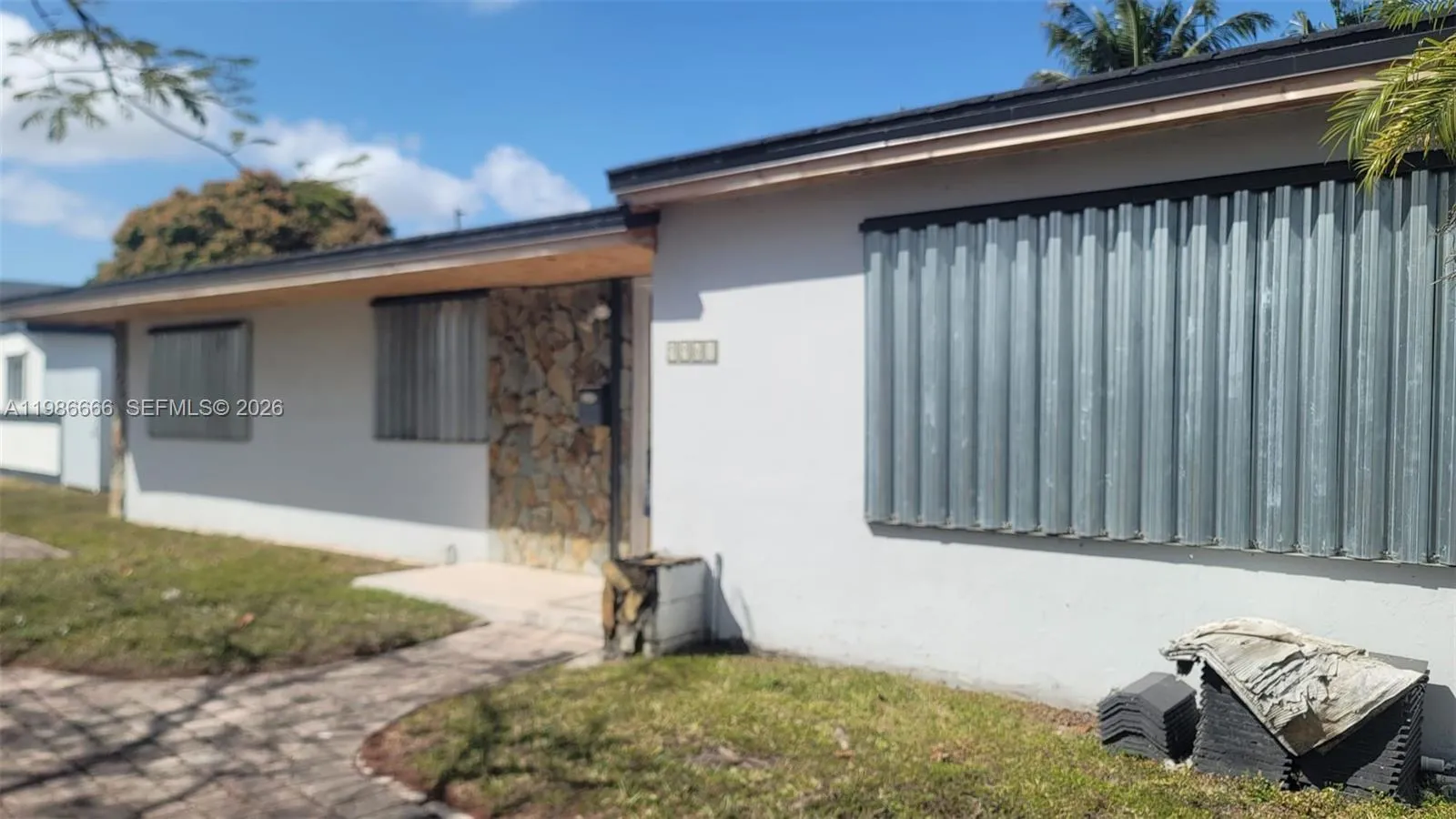 9961 SW 13th Ter, Miami FL 33174