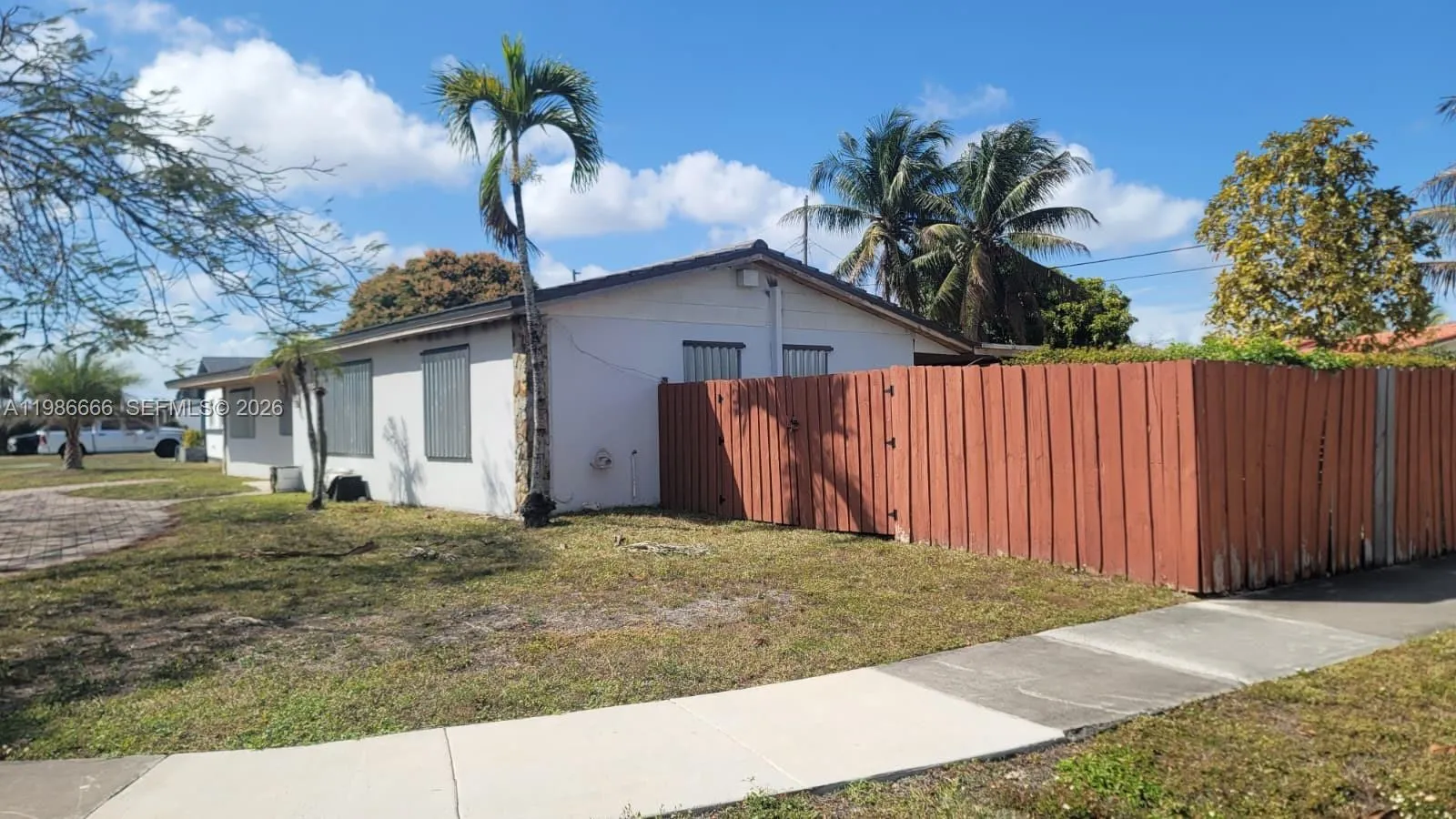 9961 SW 13th Ter, Miami FL 33174