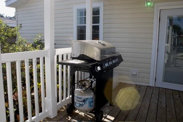 47J W Jasmine Ln, Davie FL 33325