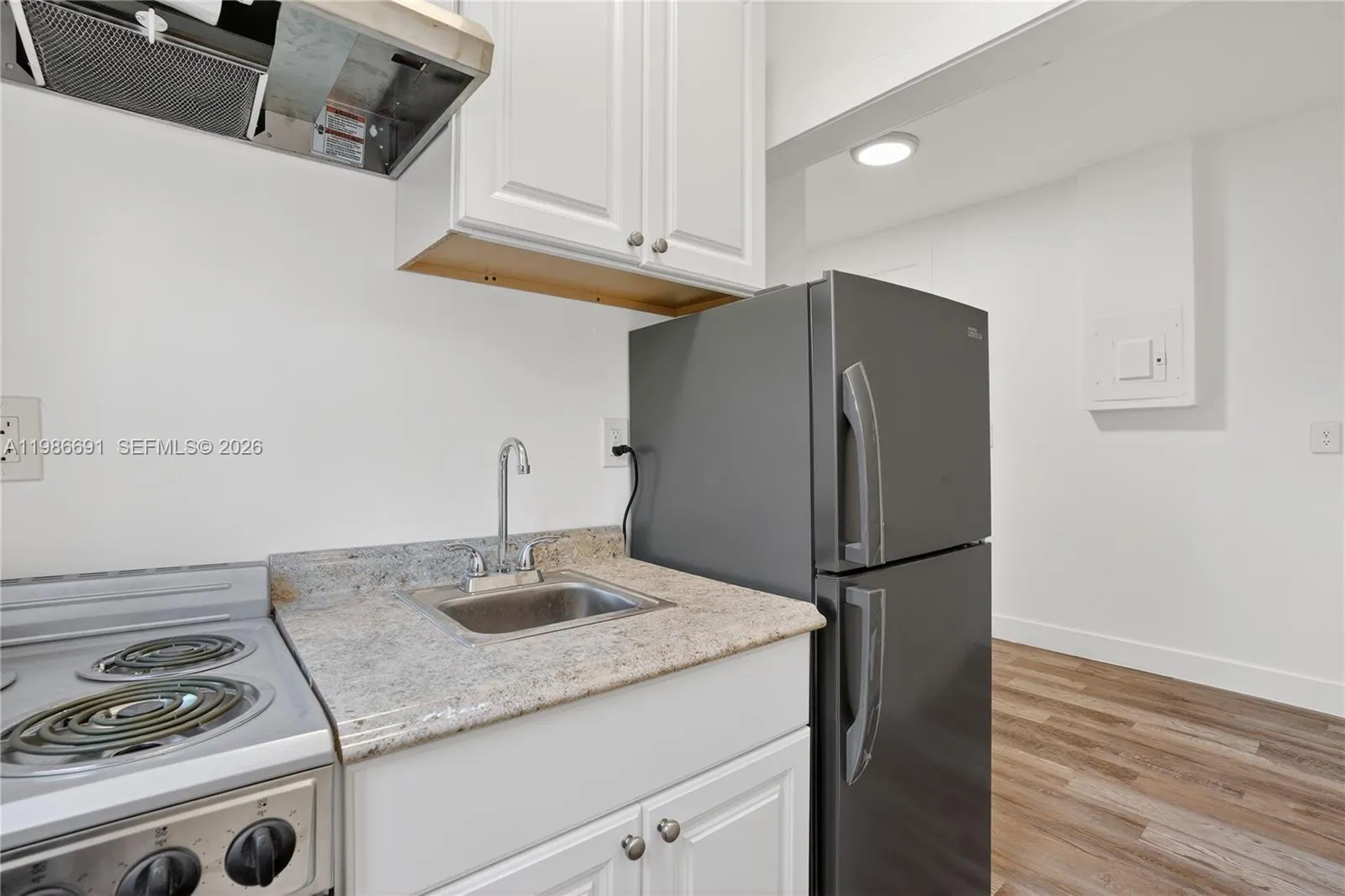 1630 SW 10th St # 1, Miami FL 33135