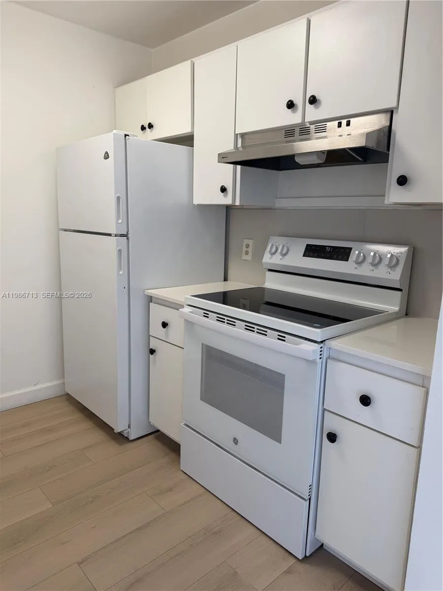 13355 SW 9th Ct # 415H, Pembroke Pines FL 33027