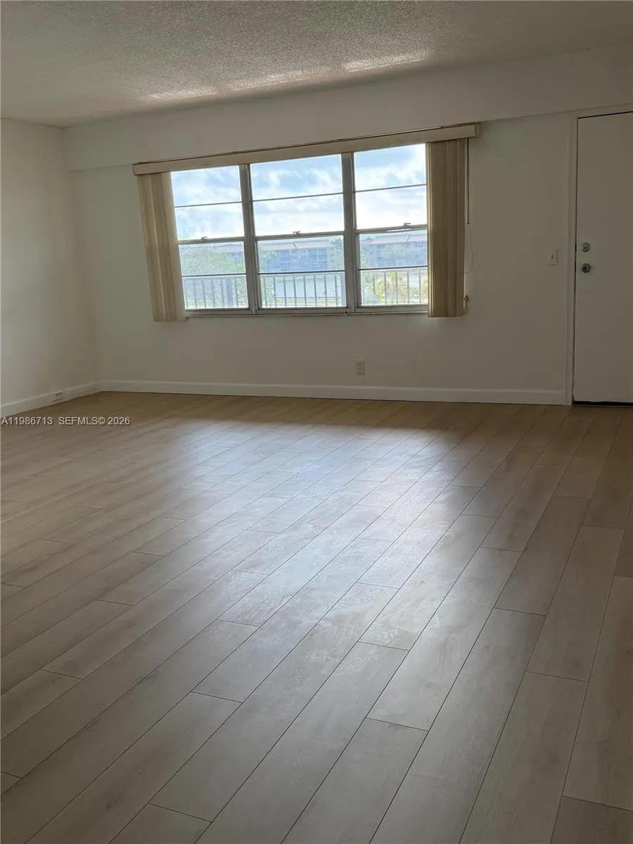 13355 SW 9th Ct # 415H, Pembroke Pines FL 33027