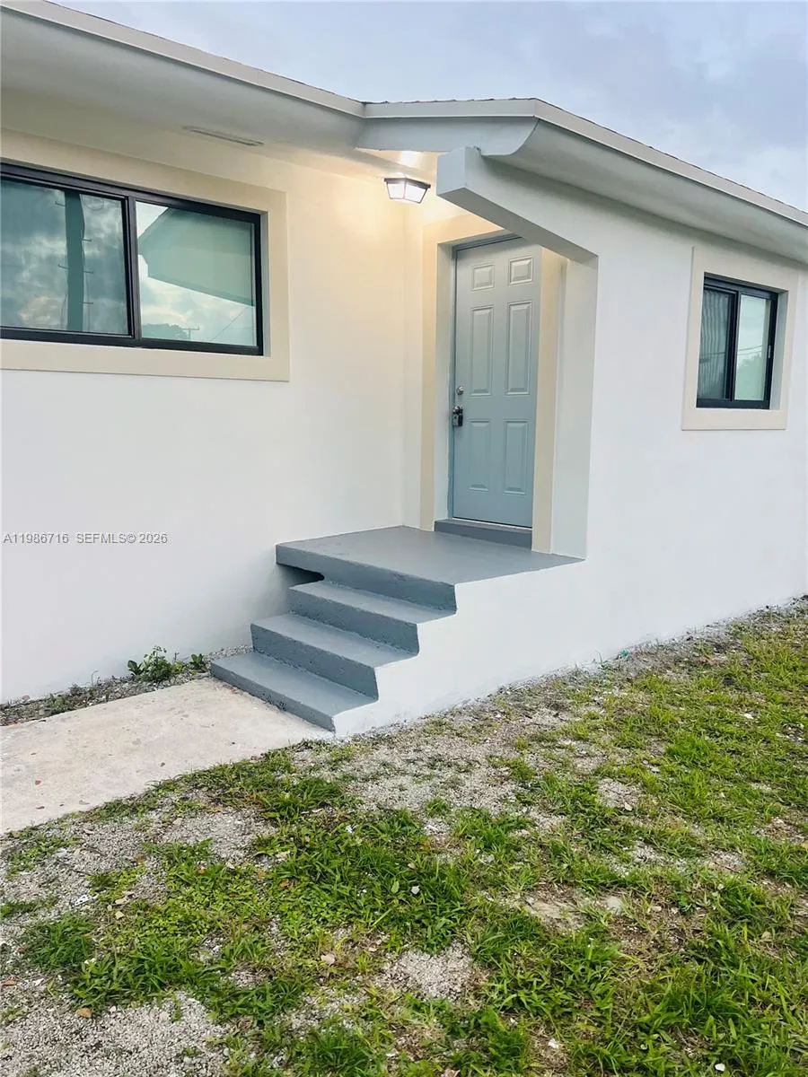 5601 NW 31st Ave # B, Miami FL 33142