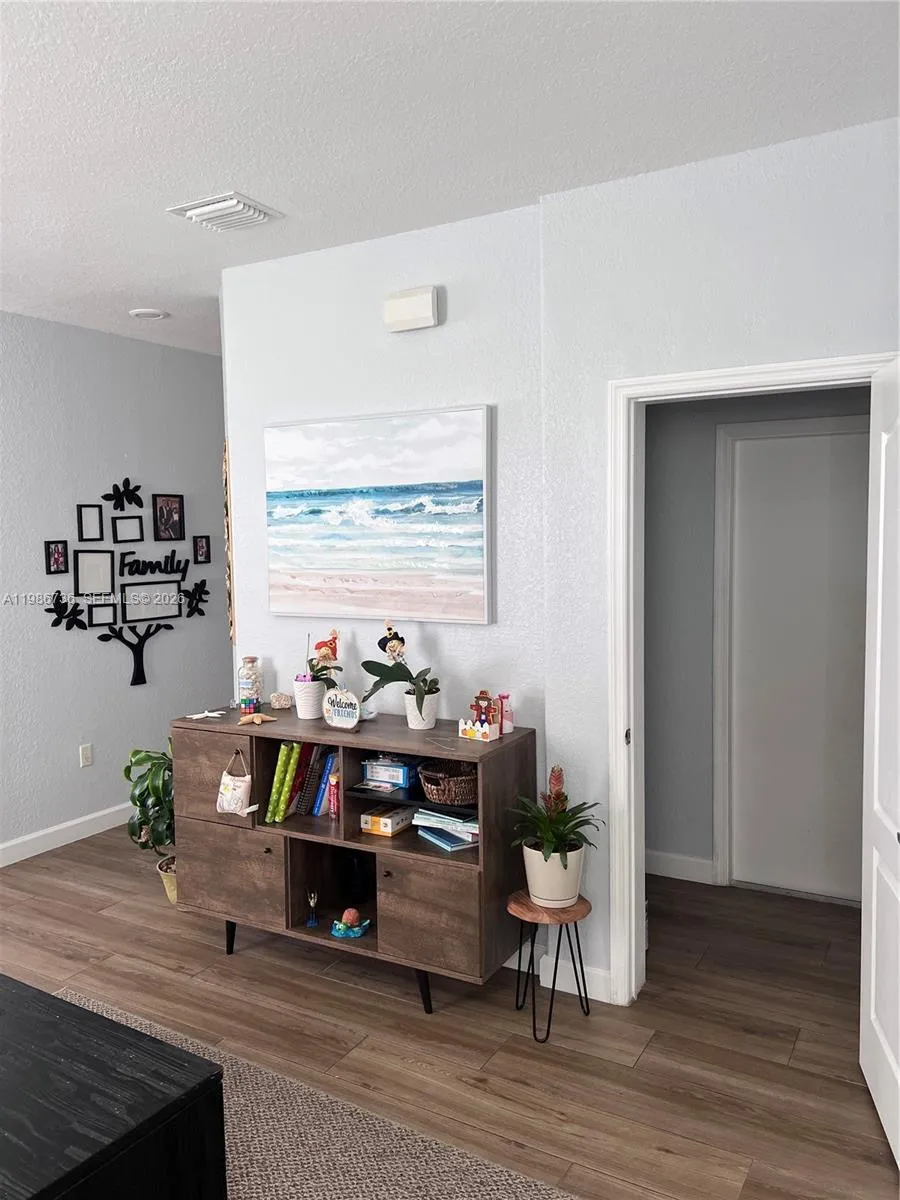 8642 NW 109th Ct # 0, Doral FL 33178