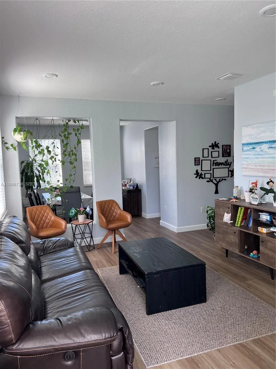 8642 NW 109th Ct # 0, Doral FL 33178