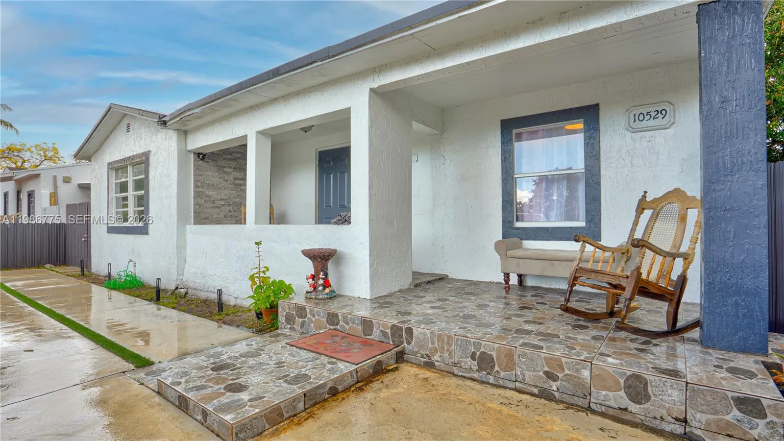 10529 NW 35th Ave, Miami FL 33147