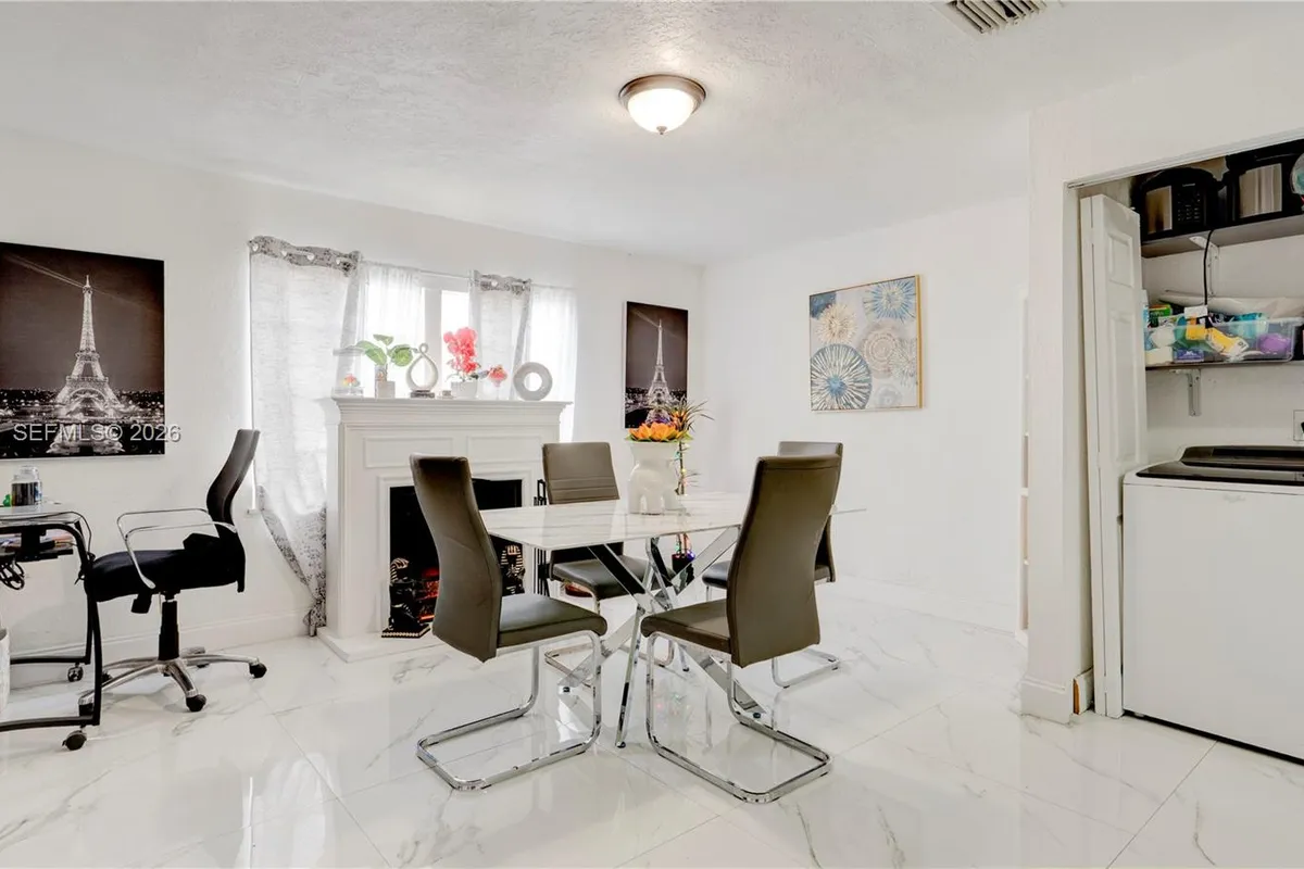 10529 NW 35th Ave, Miami FL 33147