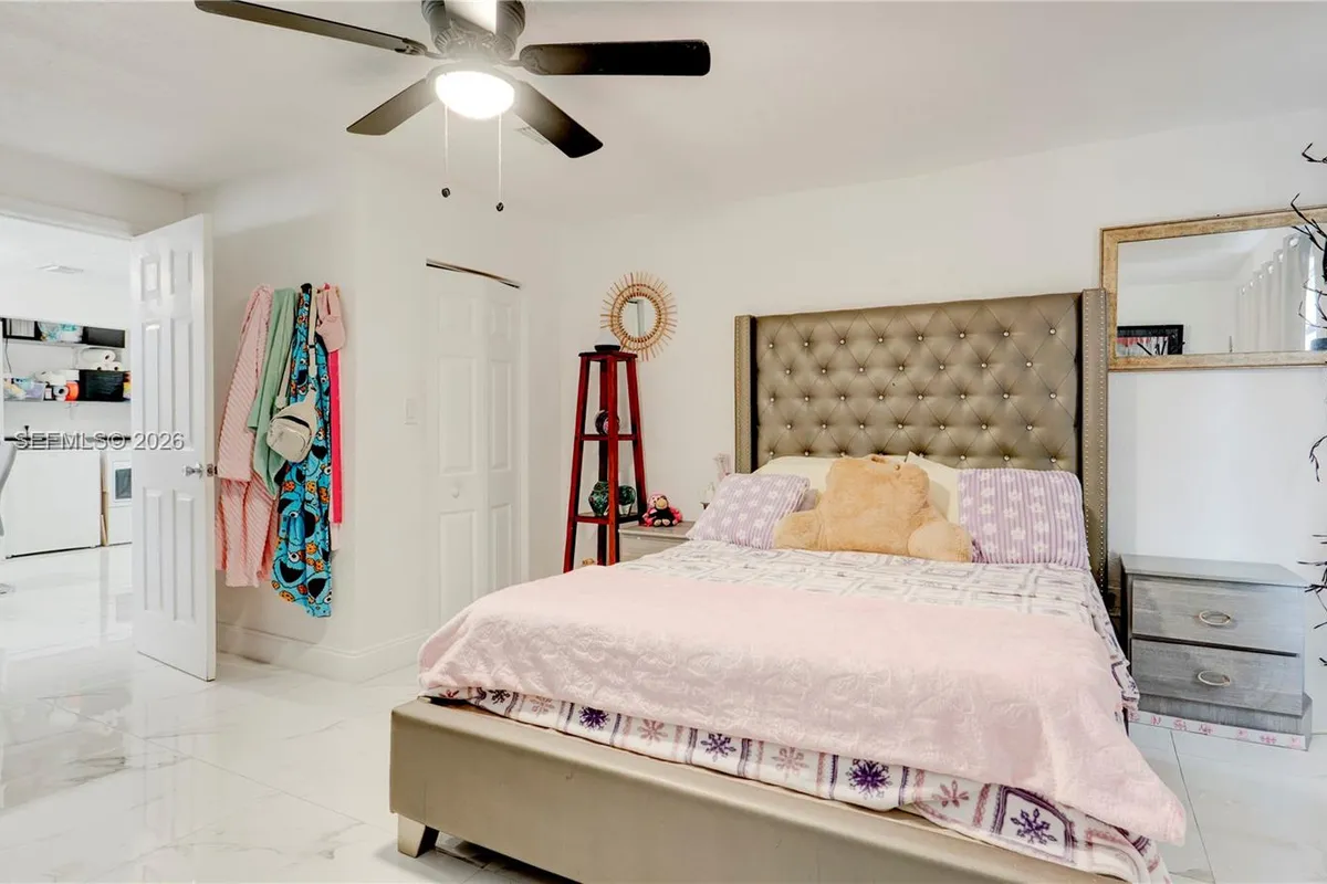 10529 NW 35th Ave, Miami FL 33147