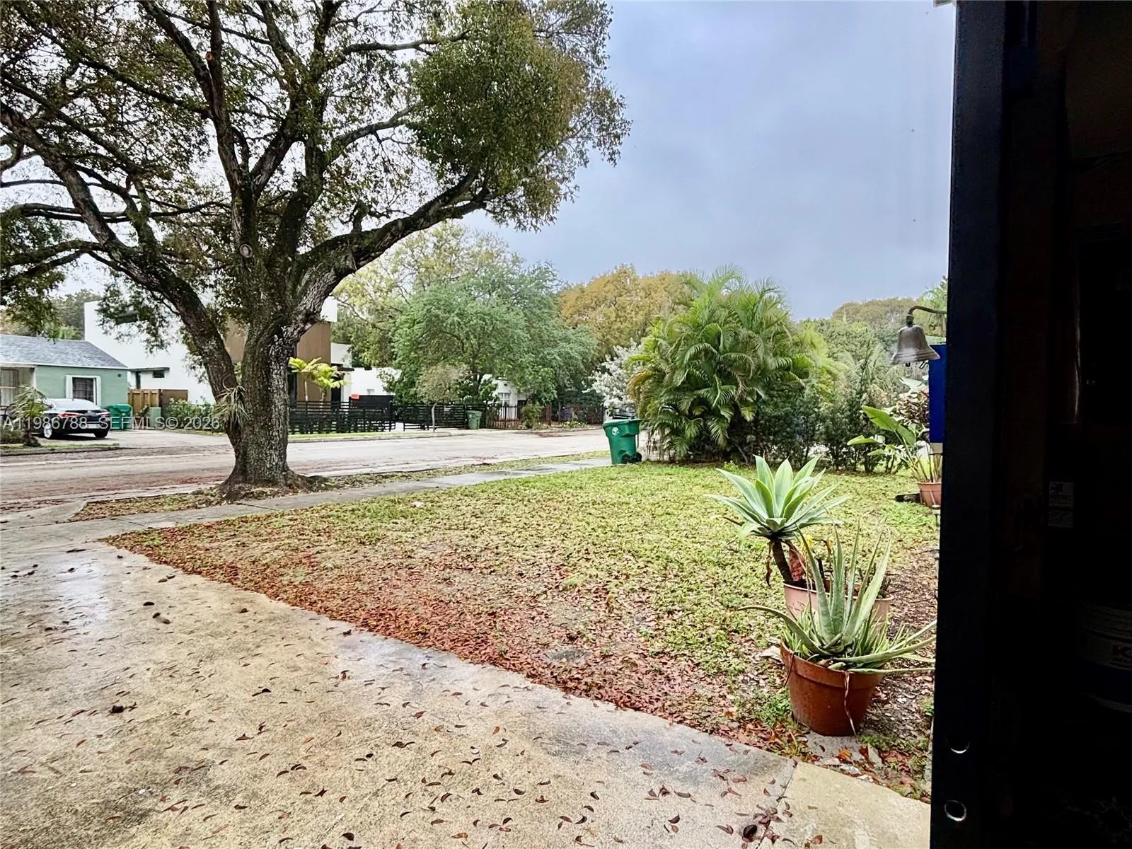 521 NW 48th St, Miami FL 33127