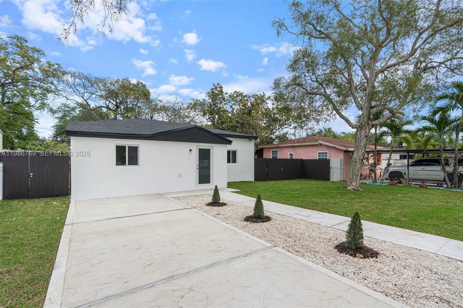 1305 Dunad Ave, Opa-Locka FL 33054