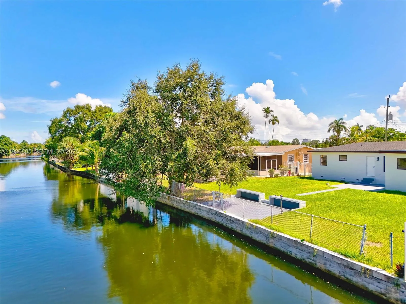 1061 NW 87th St, Miami FL 33150