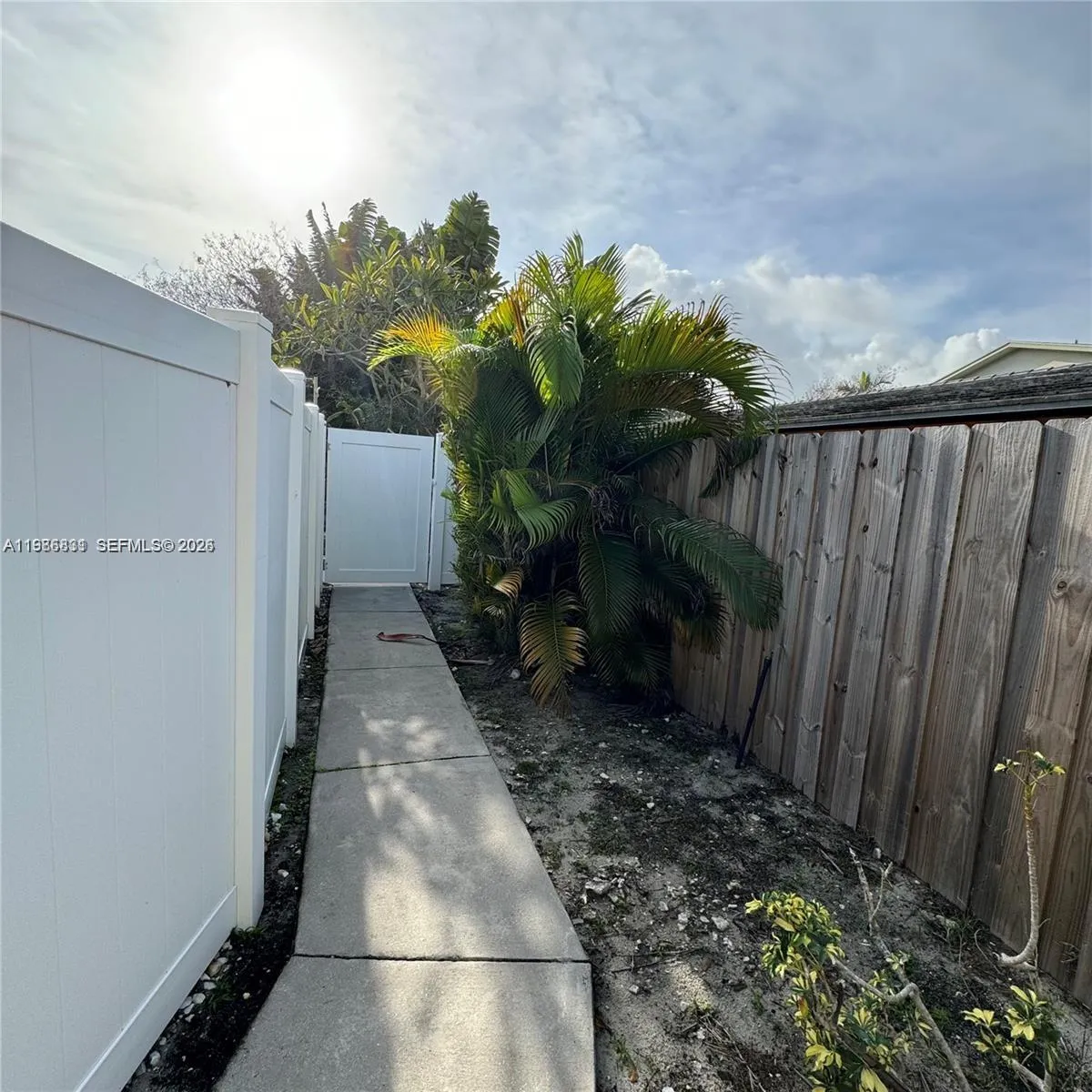 590 NE 20th St # 2, Wilton Manors FL 33305