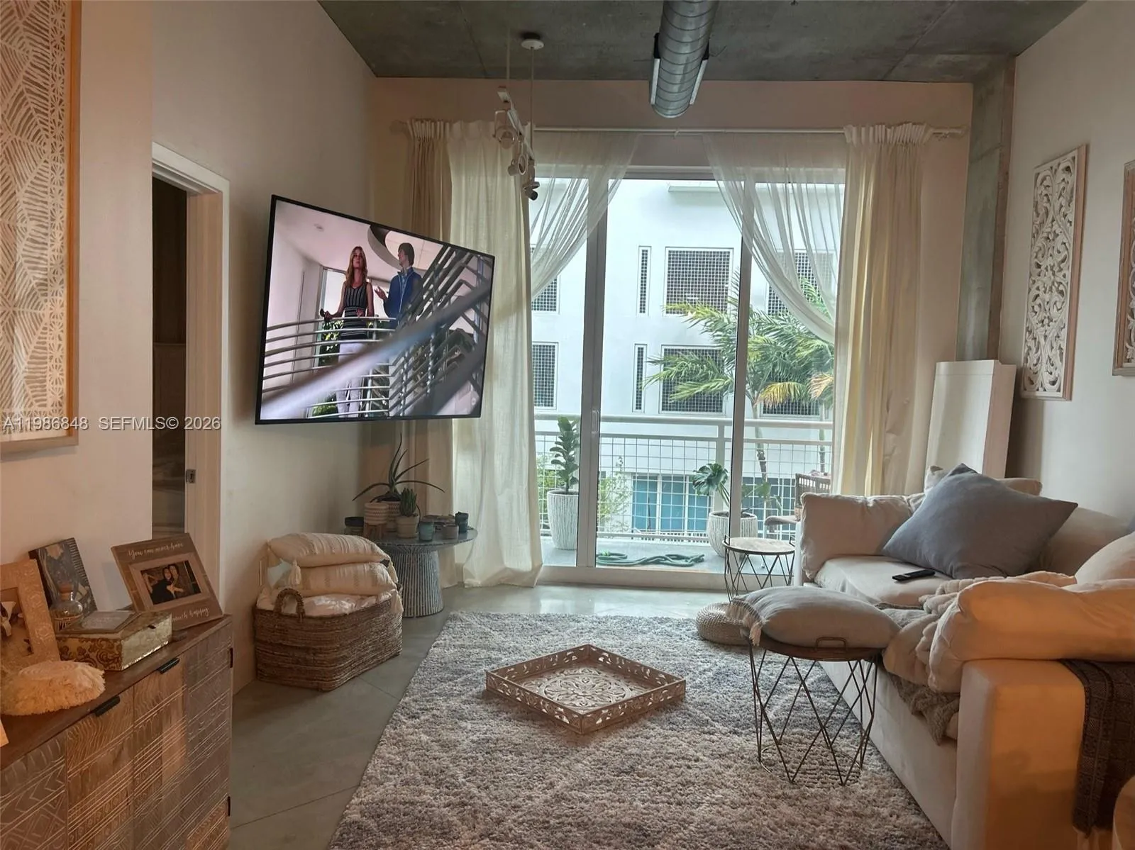 2001 Biscayne Blvd # 2310, Miami FL 33137