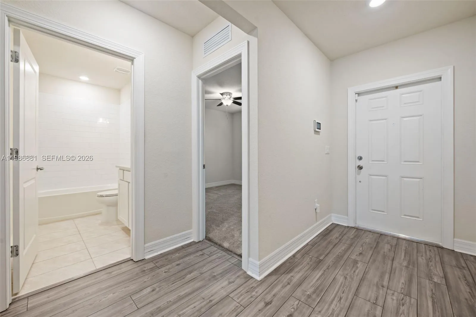 3125 Buttonwood Ct, Lauderdale Lakes FL 33311