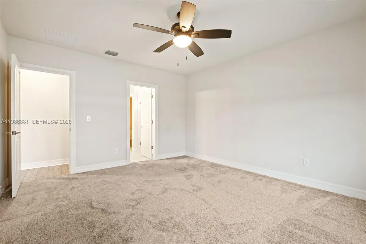 3125 Buttonwood Ct, Lauderdale Lakes FL 33311