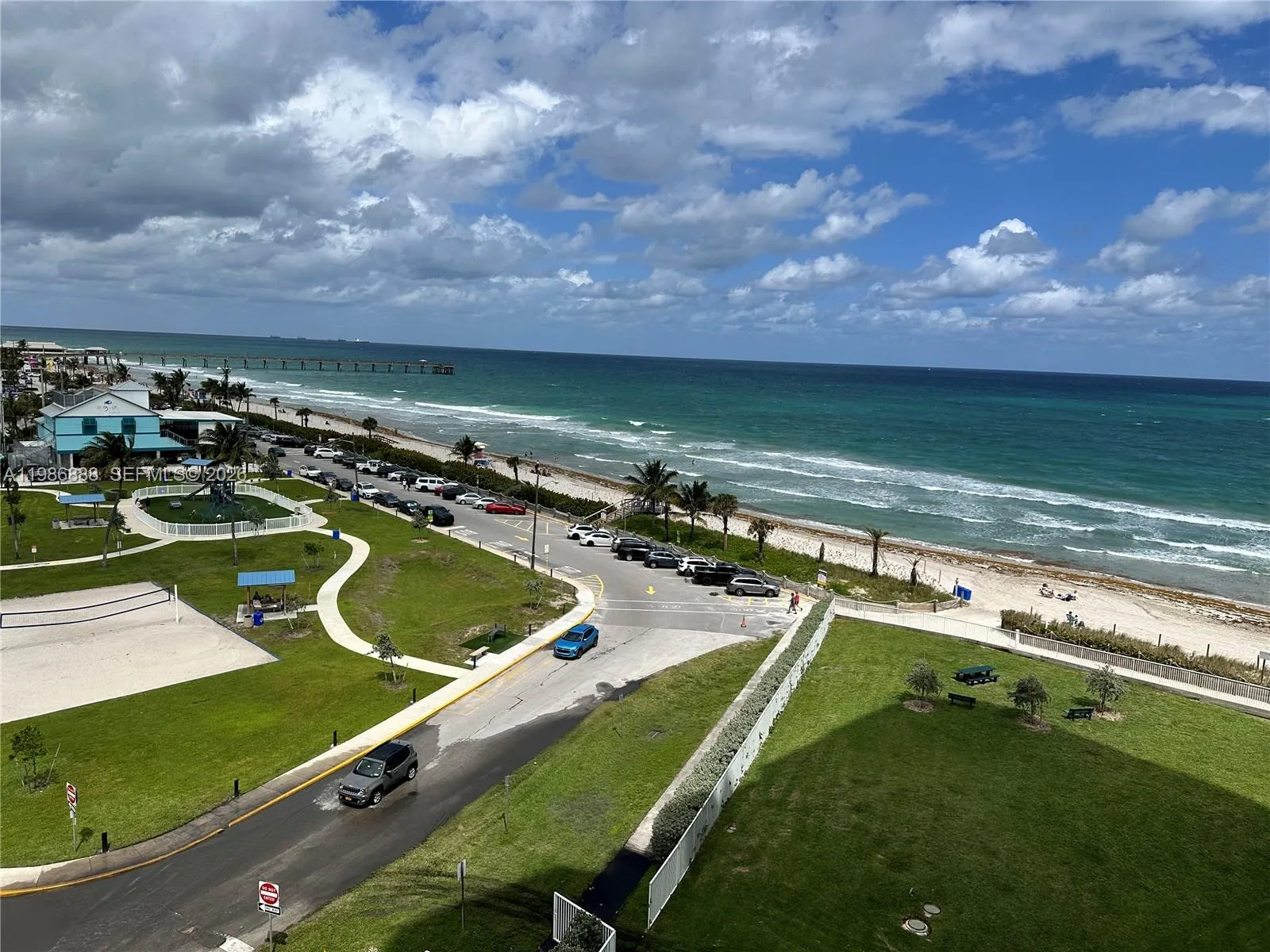 6051 N Ocean Dr # 704, Hollywood FL 33019