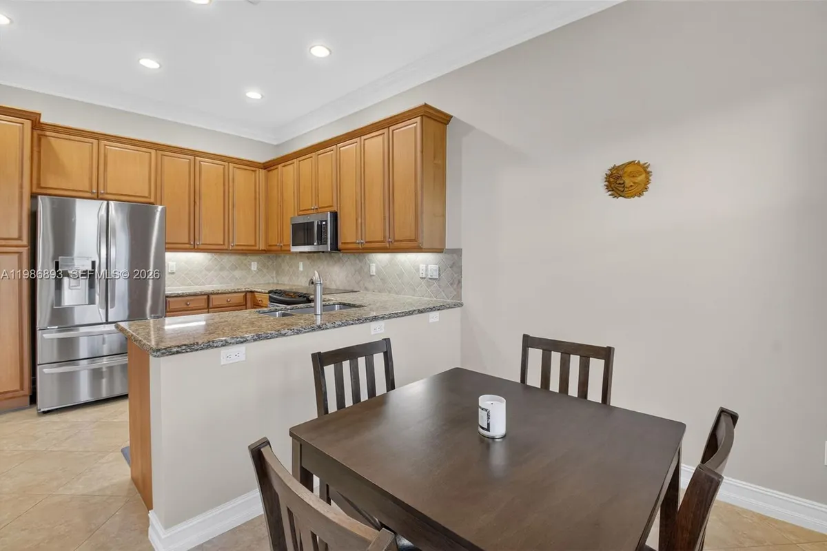 6833 Watertown Dr, Boynton Beach FL 33437