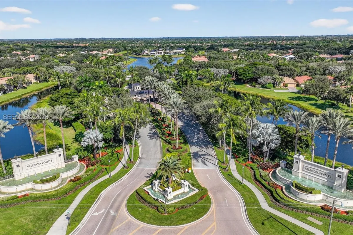 6833 Watertown Dr, Boynton Beach FL 33437