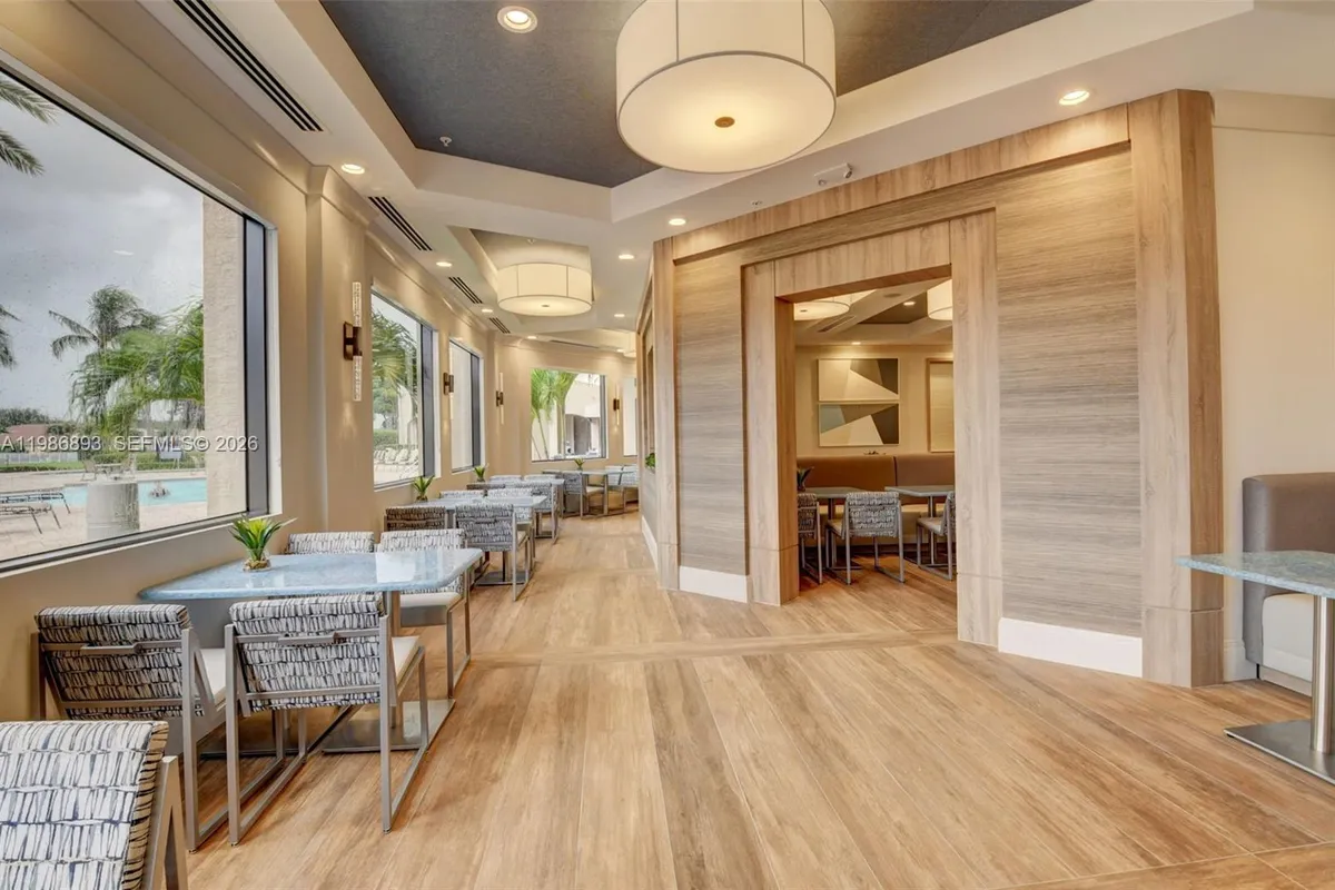 6833 Watertown Dr, Boynton Beach FL 33437