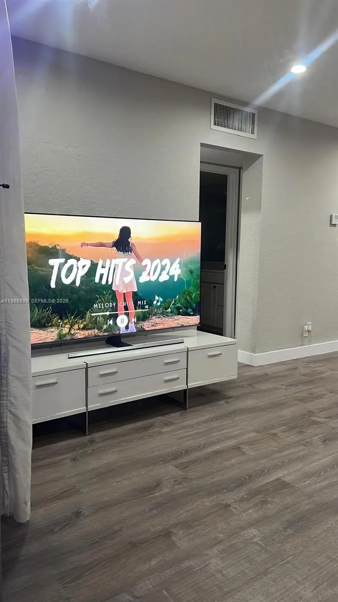 1432 S Lakeside Dr # 5, Lake Worth FL 33460