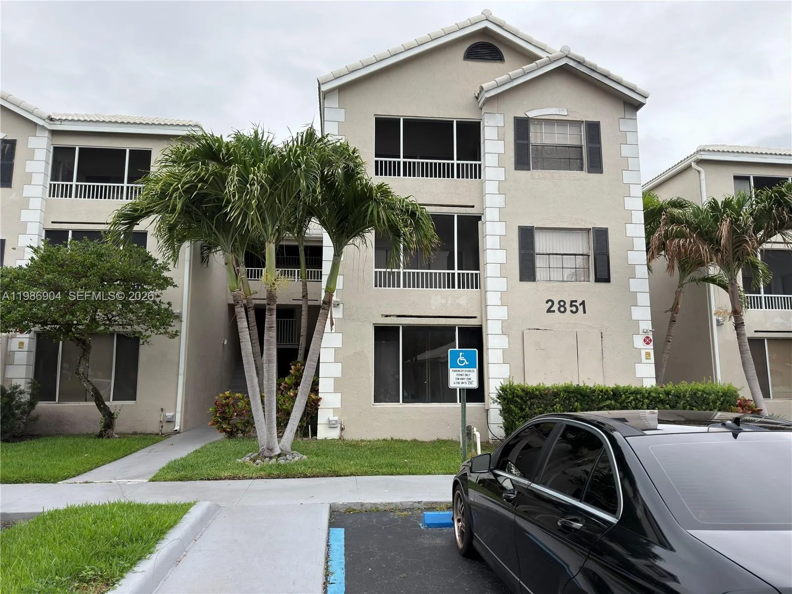 2851 N Oakland Forest Dr # 305, Oakland Park FL 33309