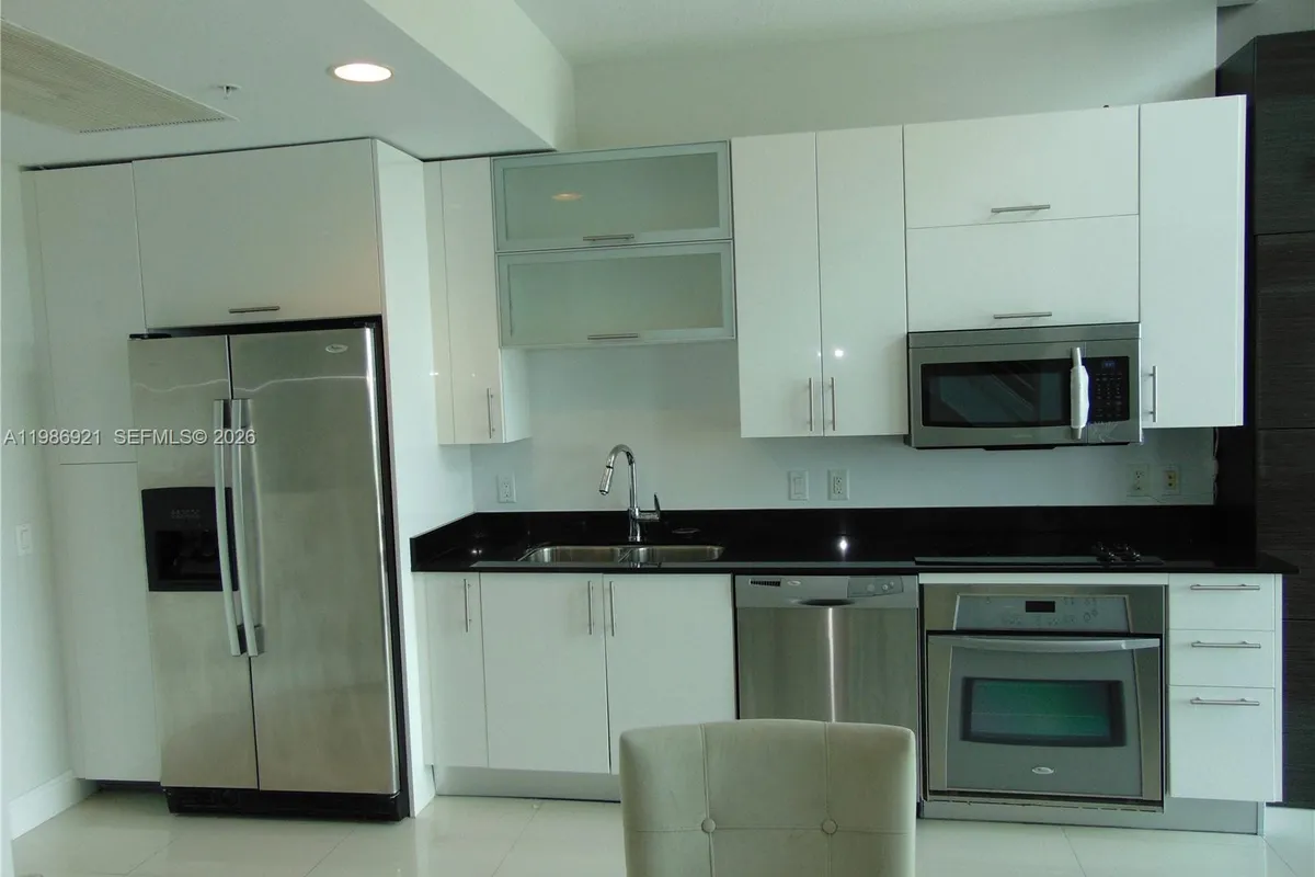 60 SW 13th St # 2619, Miami FL 33130