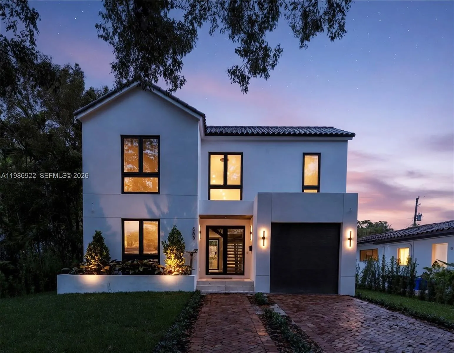 555 Catalonia Ave, Coral Gables FL 33134