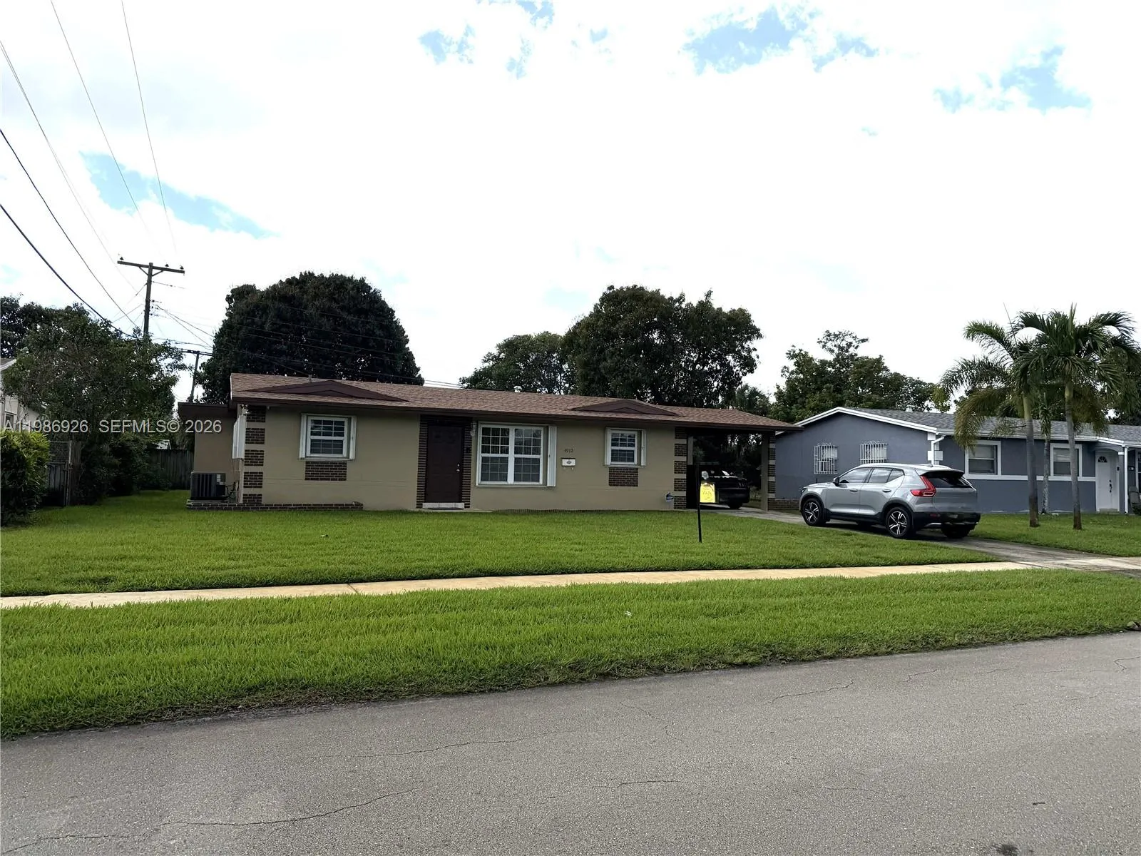 4910 NW 15th Ct, Lauderhill FL 33313