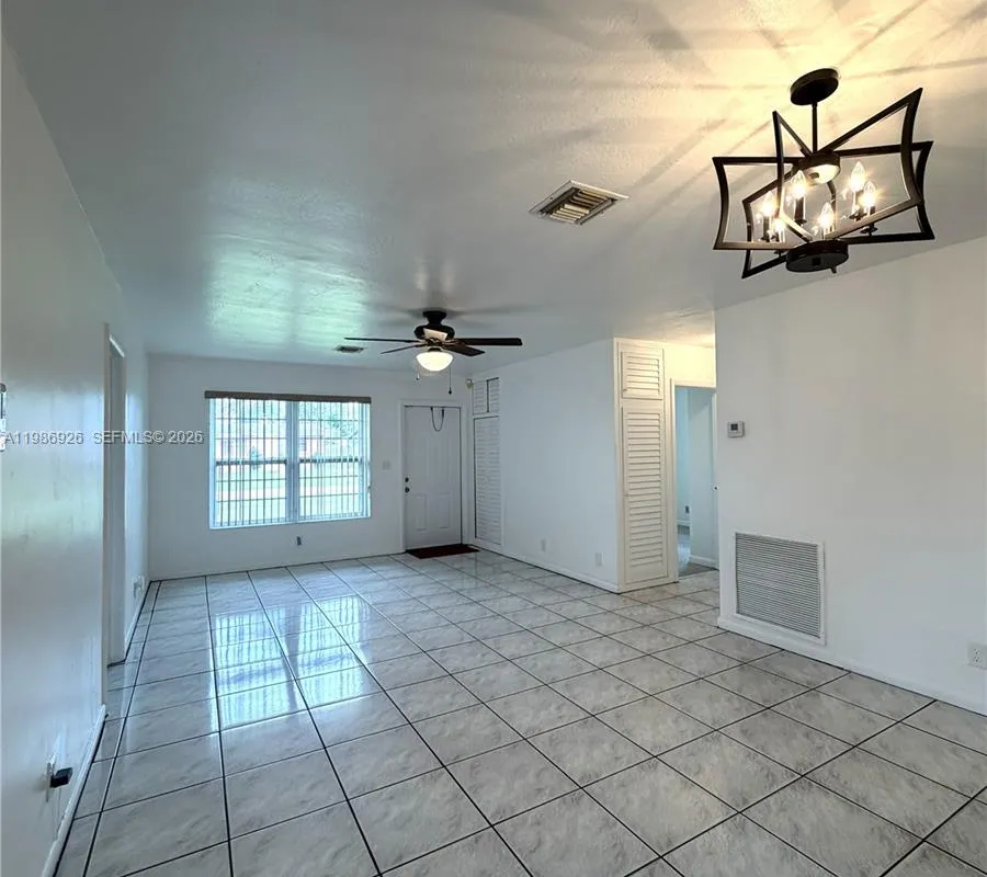 4910 NW 15th Ct, Lauderhill FL 33313