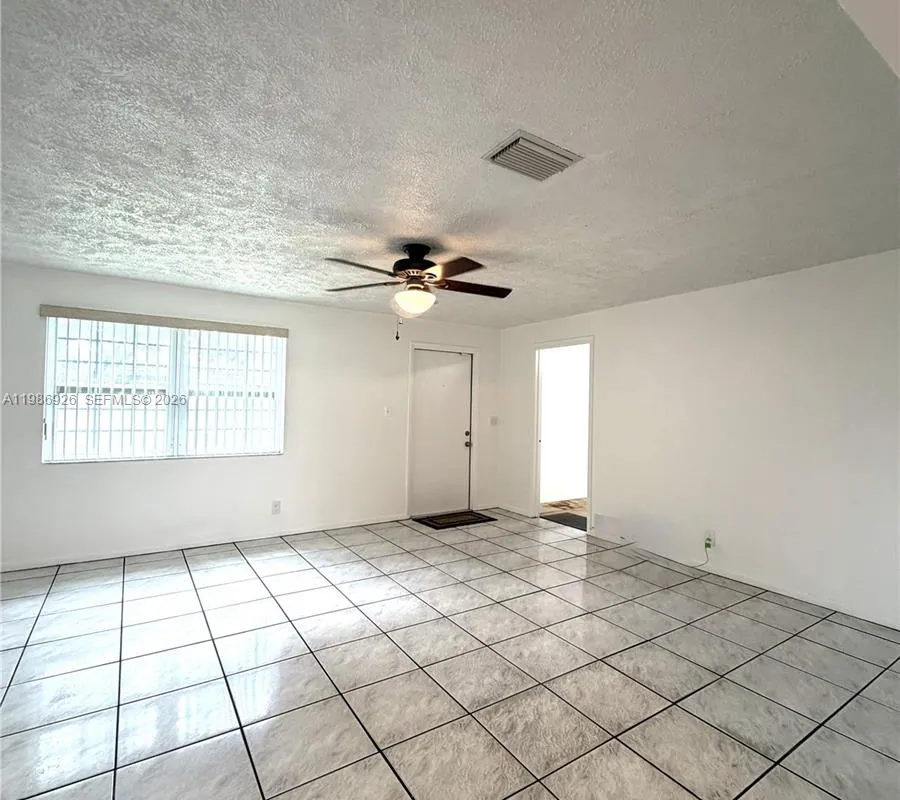 4910 NW 15th Ct, Lauderhill FL 33313