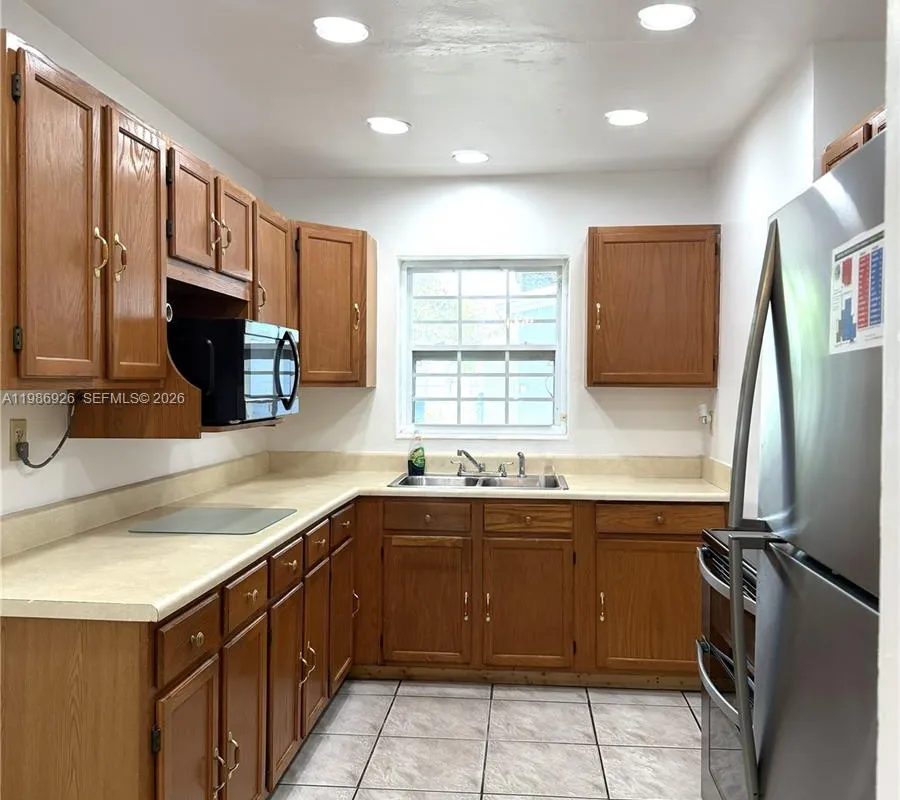 4910 NW 15th Ct, Lauderhill FL 33313