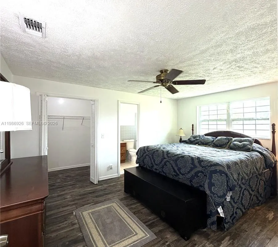 4910 NW 15th Ct, Lauderhill FL 33313