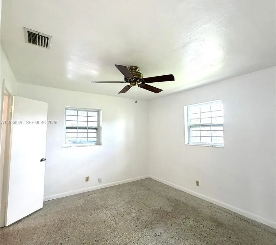 4910 NW 15th Ct, Lauderhill FL 33313