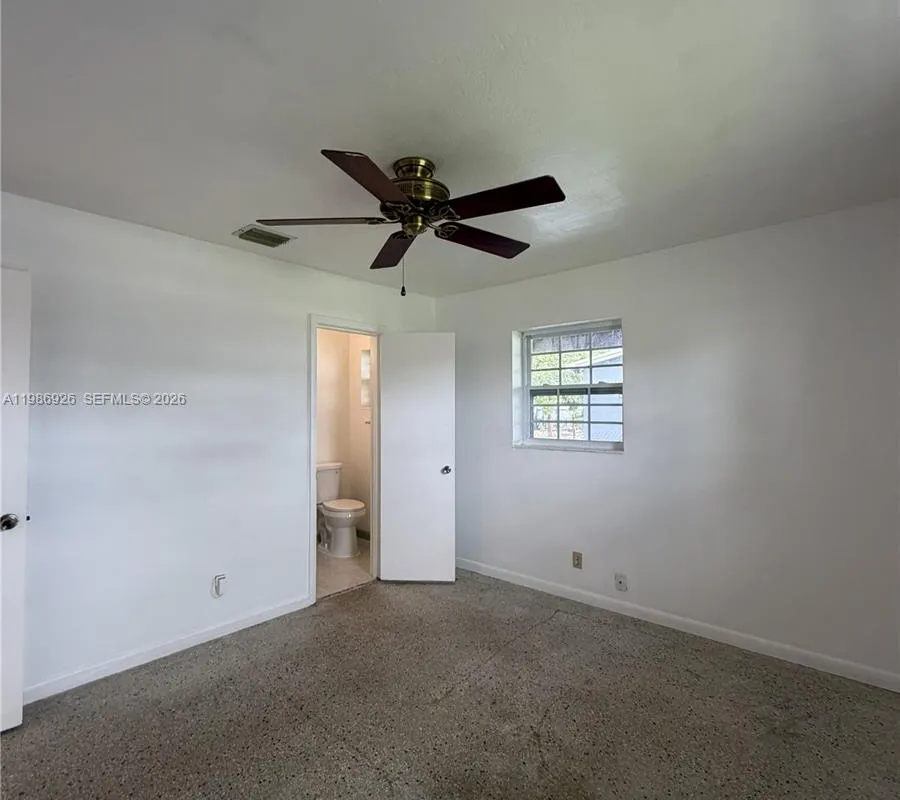 4910 NW 15th Ct, Lauderhill FL 33313