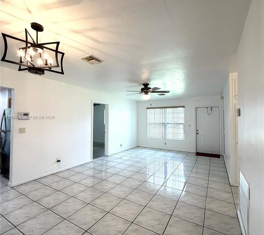 4910 NW 15th Ct, Lauderhill FL 33313