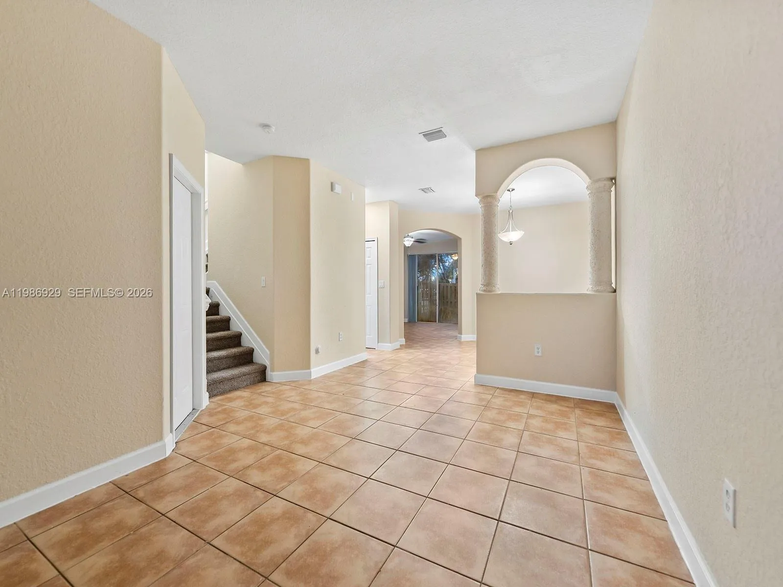 2463 SE 15th Ct, Homestead FL 33035