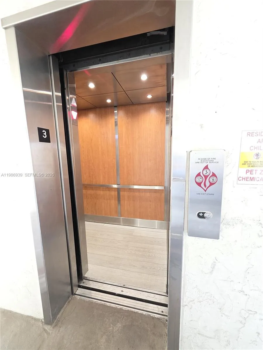 1751 NW 75th Ave # 313, Plantation FL 33313