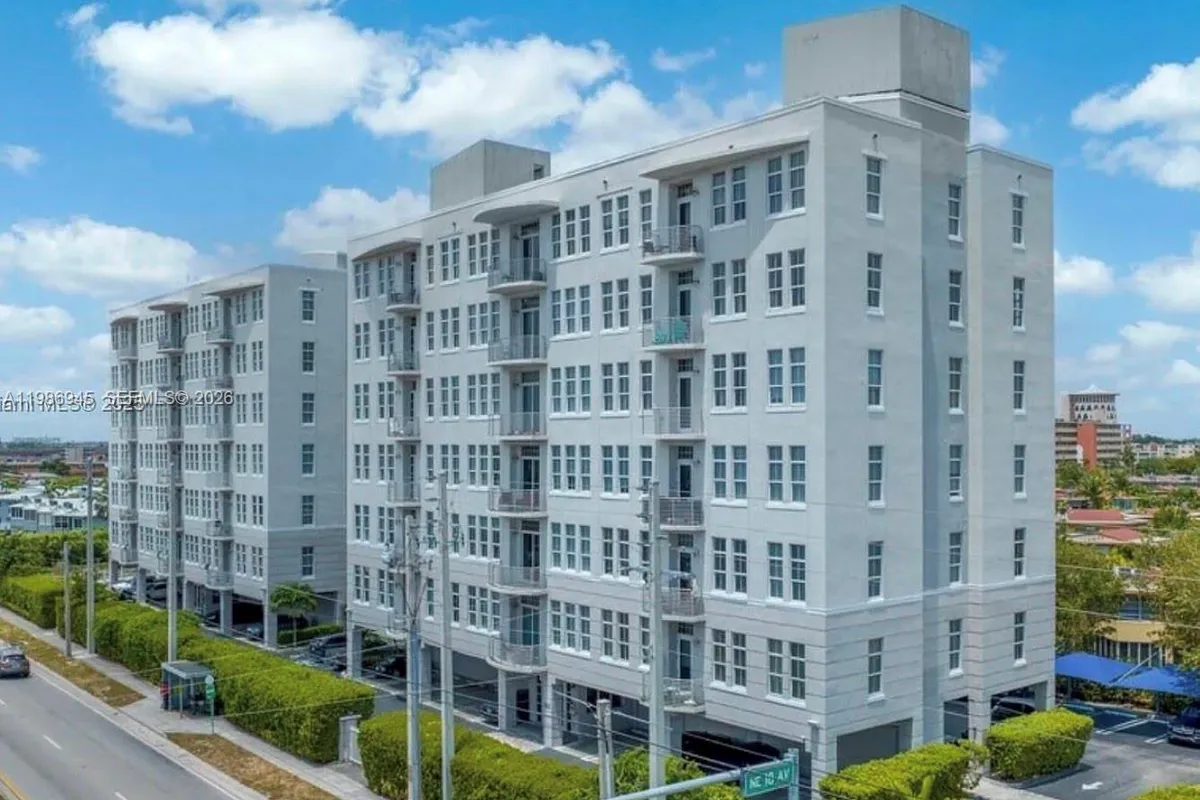 1791 NE Miami Gardens Dr # E502, Miami FL 33179