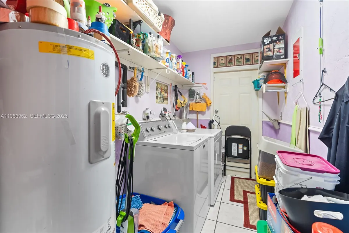 720 NW 4th St, Hallandale Beach FL 33009