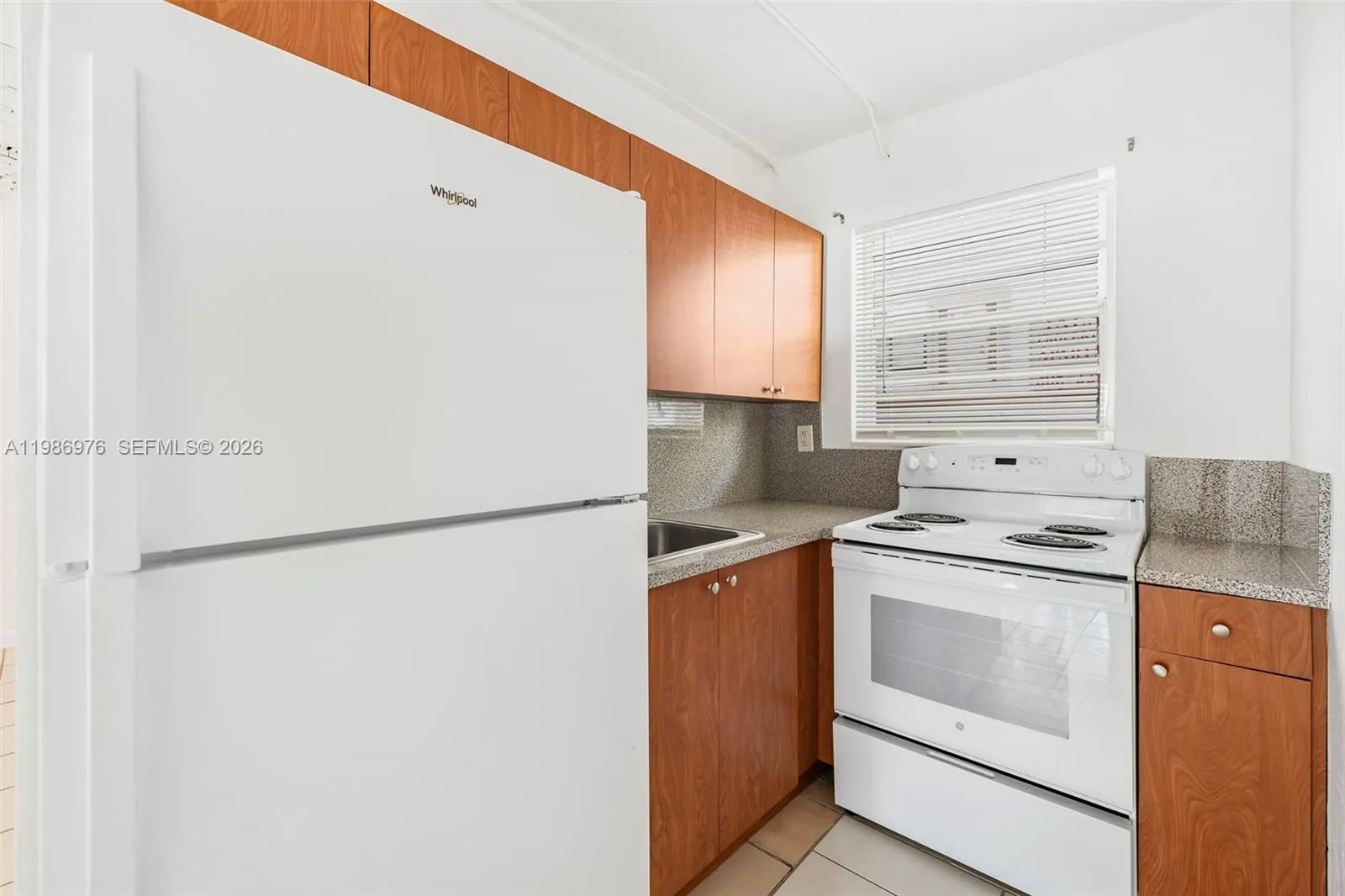 5730 NW 38th St # 4, Virginia Gardens FL 33166