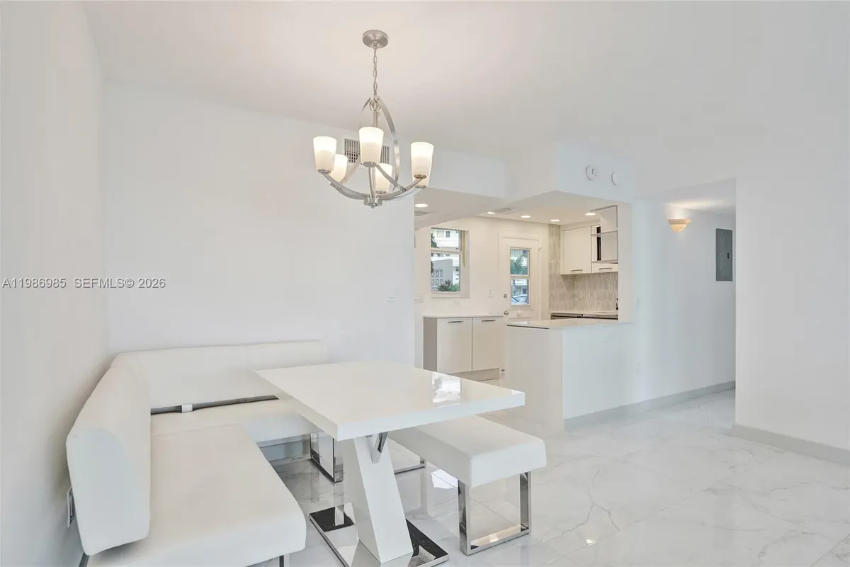 3020 Marcos Dr # S106, Aventura FL 33160