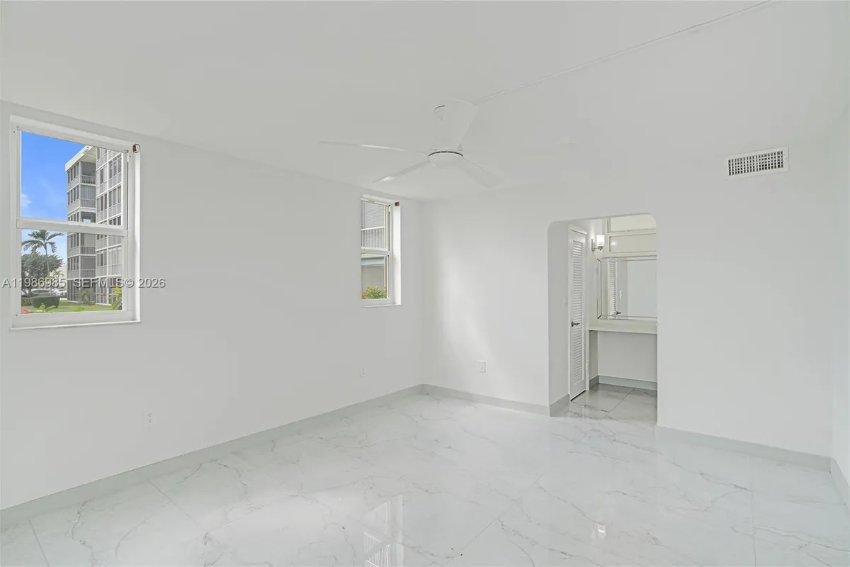 3020 Marcos Dr # S106, Aventura FL 33160