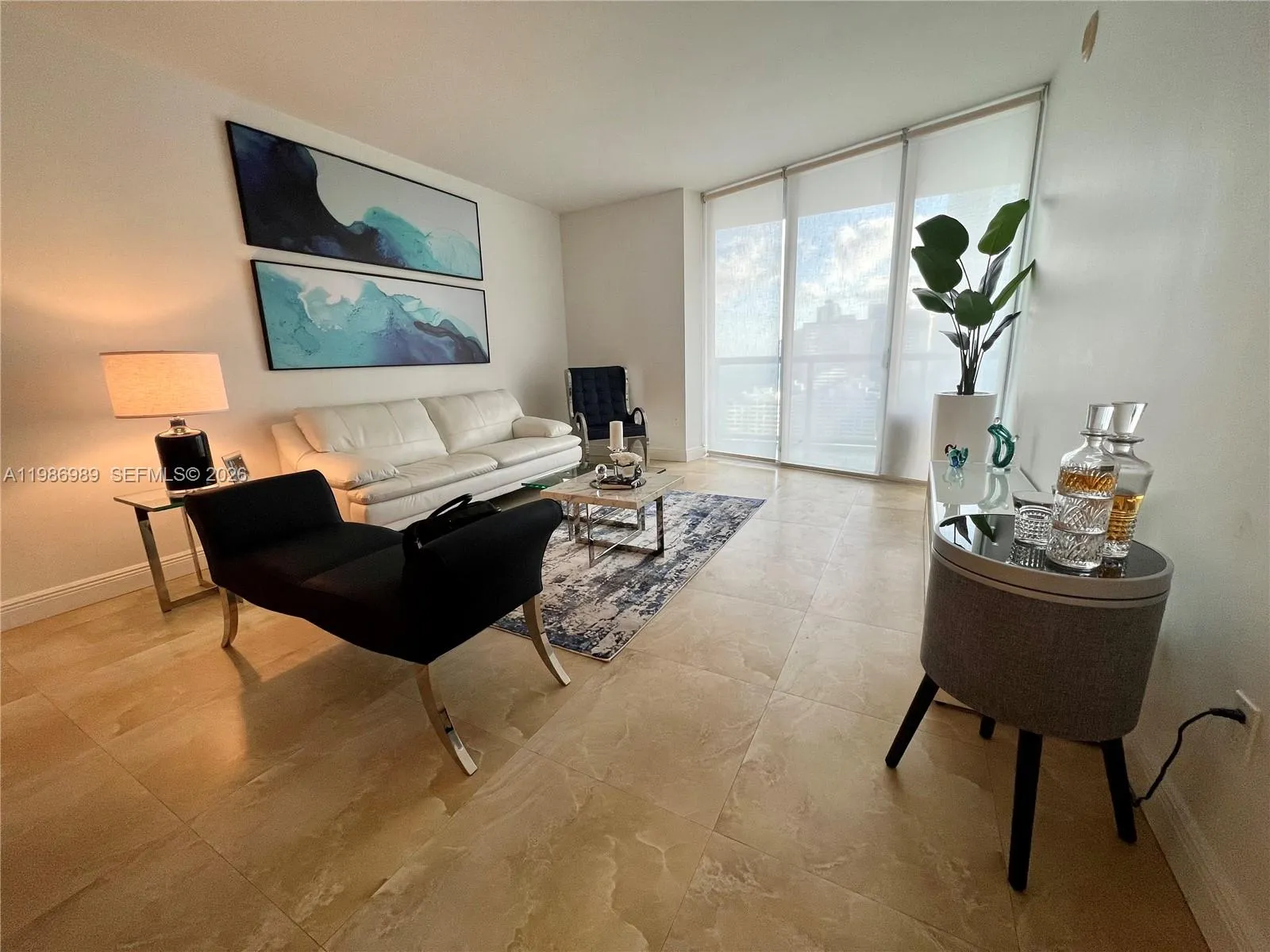 495 Brickell Ave # 2707, Miami FL 33131
