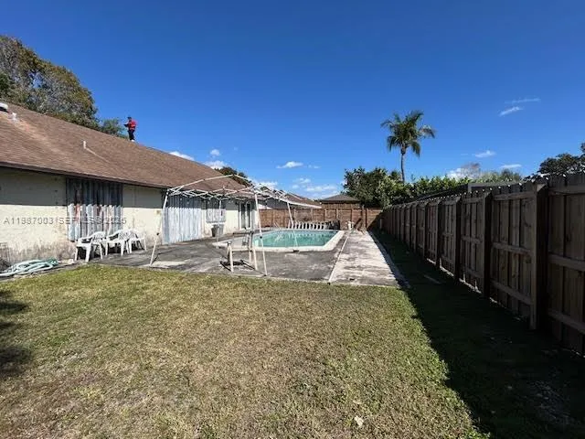 13300 SW 99th Ter, Miami FL 33186