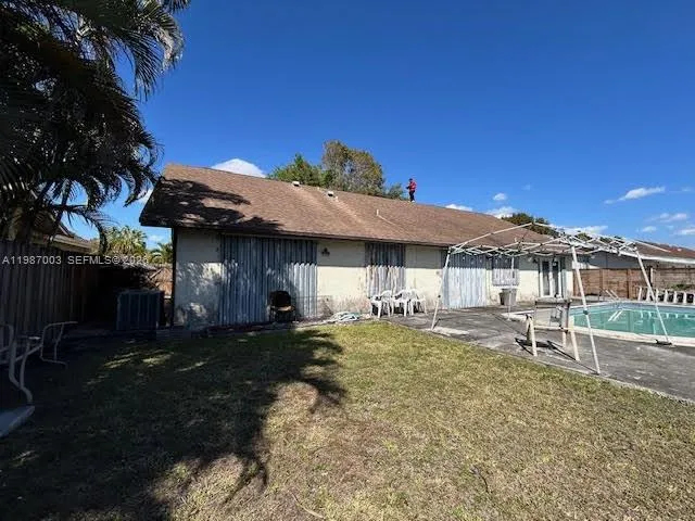 13300 SW 99th Ter, Miami FL 33186