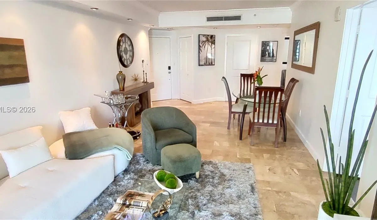 170 SE 14th St # 2805, Miami FL 33131