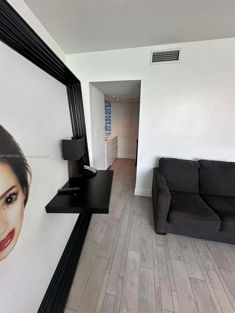 1100 West Ave # 1606, Miami Beach FL 33139